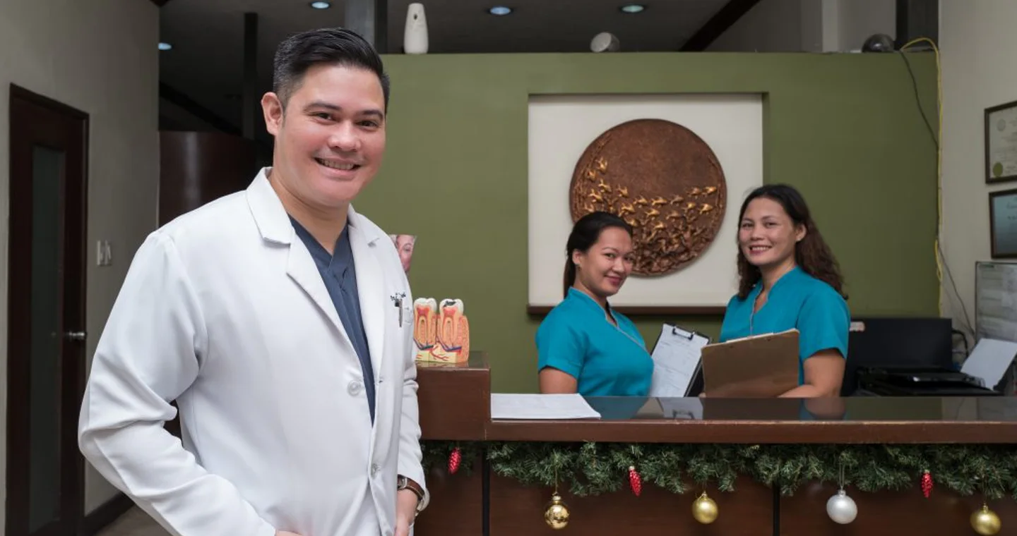Dente Dental Clinic clinic cover