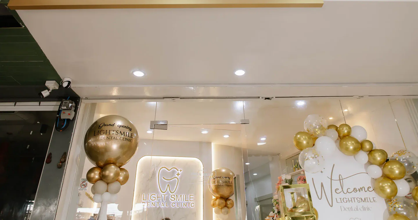 Light smile Dental Clinic clinic cover